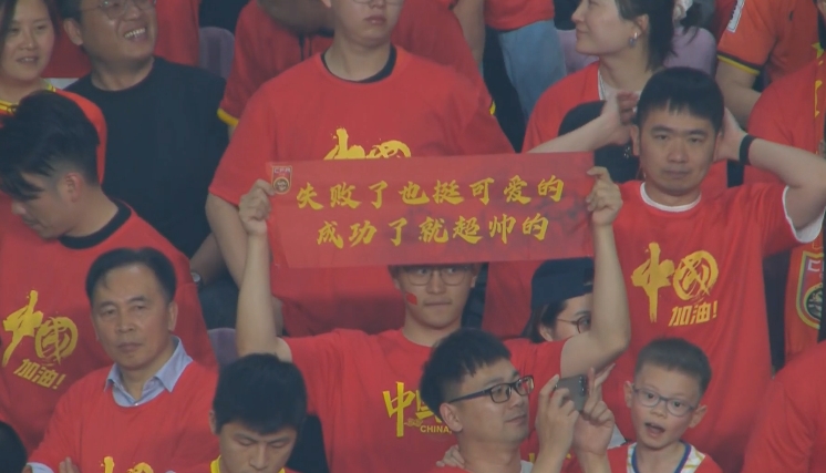 媒體人：國足為伊萬保守付出巨大代價，爭4處絕對劣勢&喪失主動權